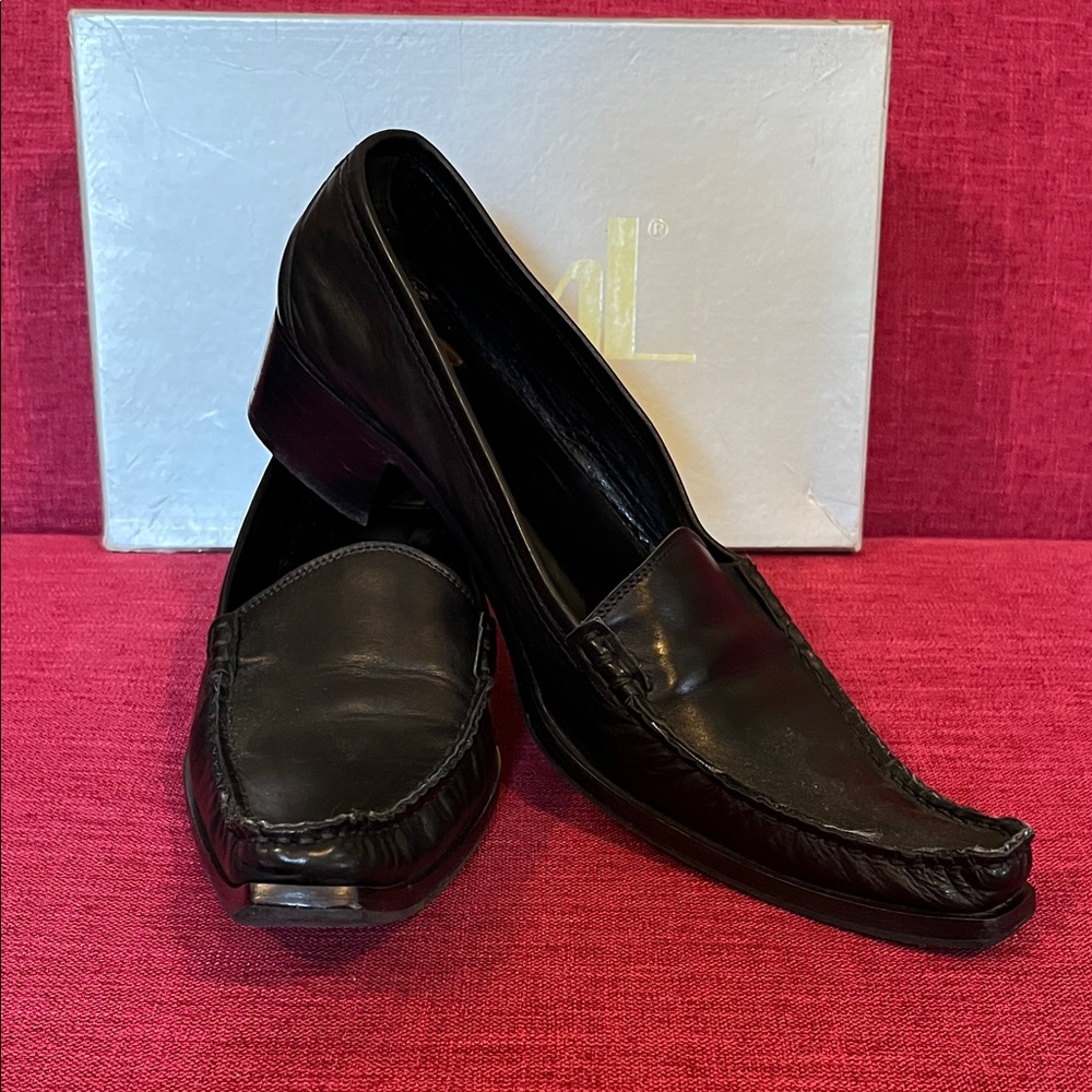 Elegant Black Loafers